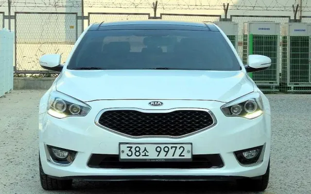 더뉴K7 중고차 더 뉴 K7 2.4 GDI 프레스티지 스페셜 매물 사진 5 - 2013/01 102,371km